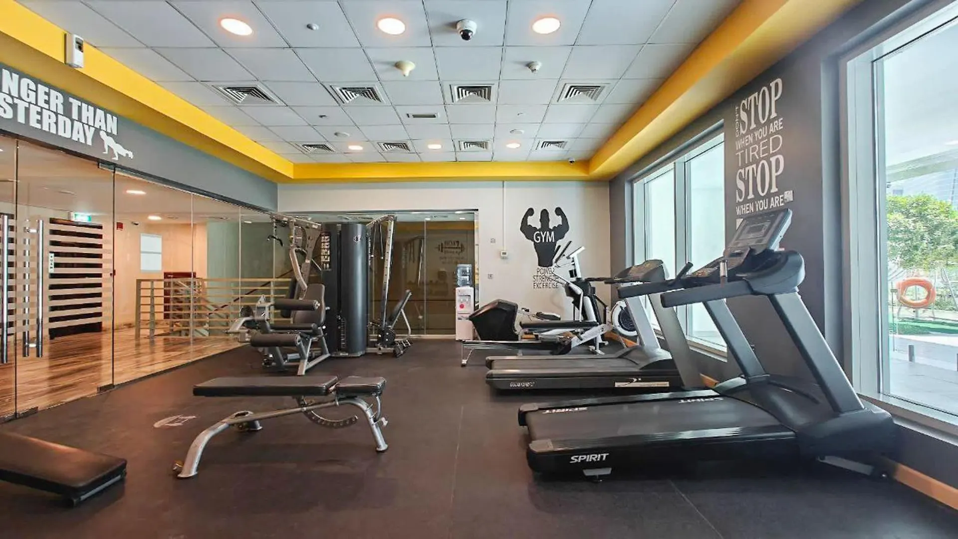 Cozy And Airy Studio Apartment In Business Bay! 두바이
