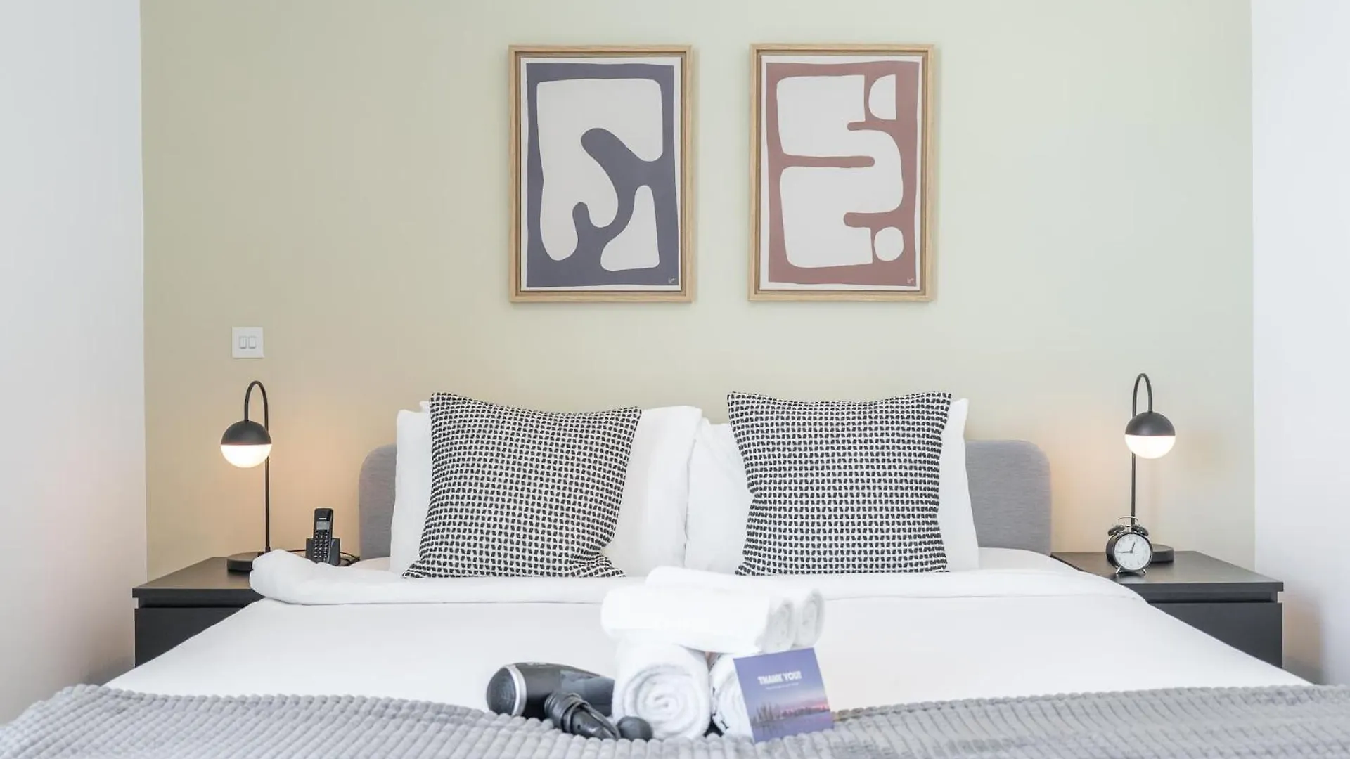 Cozy And Airy Studio Apartment In Business Bay! 두바이